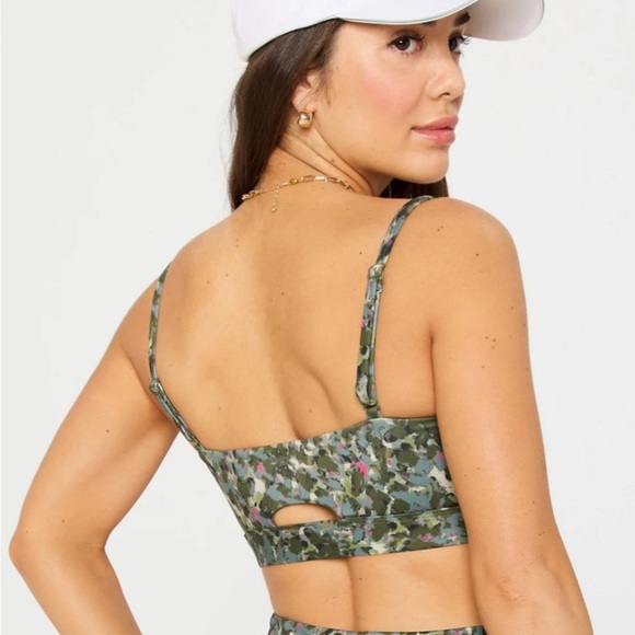 NWT, Fabletics, Essential Low Impact Sports Bra, Cheetah Camo, XL - Picture 2 of 5